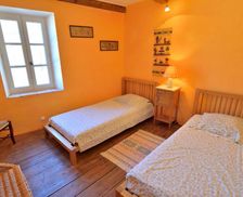 France Languedoc-Roussillon Sainte-Valière vacation rental compare prices direct by owner 17832936