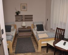 Poland Warmia-Masuria Olecko vacation rental compare prices direct by owner 15896141