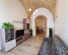 Italy Apulia Ugento vacation rental compare prices direct by owner 14282129