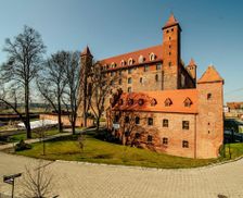 Poland Pomerania Gniew vacation rental compare prices direct by owner 19297396