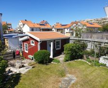 Sweden Västra Götaland Smögen vacation rental compare prices direct by owner 12730997