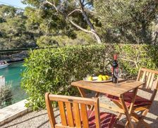 Spain Majorca Cala Figuera vacation rental compare prices direct by owner 6317029