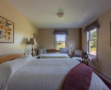 United States Maine Augusta vacation rental compare prices direct by owner 1265731