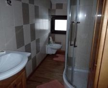 Romania Vâlcea Păuşeşti-Măglaşi vacation rental compare prices direct by owner 26815162