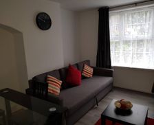 United Kingdom Greater London Edgware vacation rental compare prices direct by owner 13935484