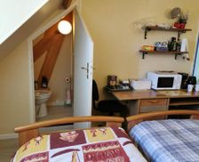 France Ile de France Saint-Thibault-des-Vignes vacation rental compare prices direct by owner 18228061