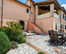 Italy Umbria Narni vacation rental compare prices direct by owner 11394183