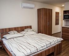 Slovakia Nitriansky kraj Veľký Meder vacation rental compare prices direct by owner 14492248