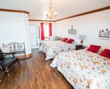 Canada Quebec Sainte-Anne-des-Monts vacation rental compare prices direct by owner 11922401