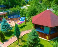 Romania Vâlcea Costeşti vacation rental compare prices direct by owner 14265575