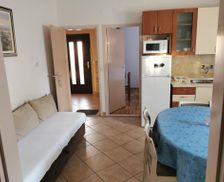 Croatia Sibenik-Knin County Vodice vacation rental compare prices direct by owner 29278746