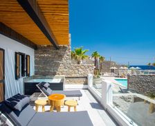 Greece Mykonos Paradise Beach vacation rental compare prices direct by owner 18207964