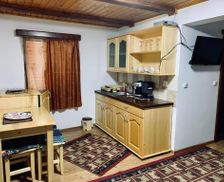 Romania Harghita Izvoru Mureşului vacation rental compare prices direct by owner 13665000