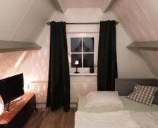 Netherlands Noord-Holland Bovenkarspel vacation rental compare prices direct by owner 29856508