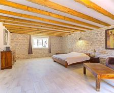 France Burgundy Tournus vacation rental compare prices direct by owner 14278703