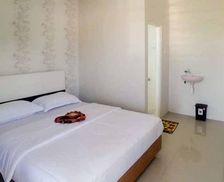 Indonesia East Java Batu vacation rental compare prices direct by owner 15866617