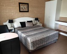 Australia New South Wales Blayney vacation rental compare prices direct by owner 13726142