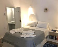 Greece Paros Naousa vacation rental compare prices direct by owner 26794955