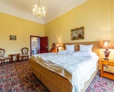 Czechia Pilsen Zbiroh vacation rental compare prices direct by owner 13673295