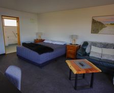 New Zealand Otago Kaka Point vacation rental compare prices direct by owner 19112008