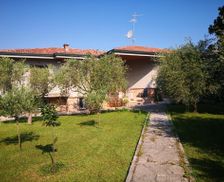 Italy Lombardy Ponti Sul Mincio vacation rental compare prices direct by owner 28142077