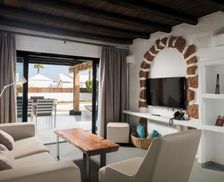 Spain Lanzarote Playa Blanca vacation rental compare prices direct by owner 14454529