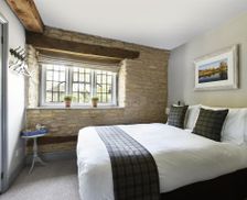 United Kingdom Gloucestershire Cirencester vacation rental compare prices direct by owner 13823201