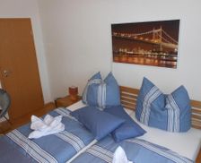 Germany Saxony-Anhalt Bernburg vacation rental compare prices direct by owner 14252072