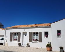 France  Saint-Pierre-dʼOléron vacation rental compare prices direct by owner 13624304