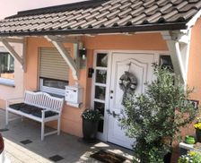 Germany Saarland Neunkirchen vacation rental compare prices direct by owner 27055428