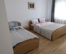 Romania Hunedoara Brad vacation rental compare prices direct by owner 13664762