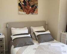 France Auvergne Charmeil vacation rental compare prices direct by owner 14289712