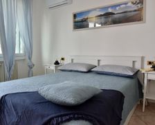 Italy Lombardy Predore vacation rental compare prices direct by owner 8563380