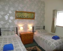 United Kingdom Gwynedd Groeslon vacation rental compare prices direct by owner 16098704