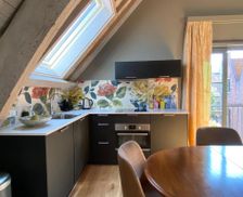 Netherlands Zuid-Holland Leiden vacation rental compare prices direct by owner 19442851