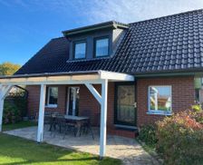 Germany Mecklenburg-Pomerania Boltenhagen vacation rental compare prices direct by owner 14190995