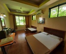 India Maharashtra Dāhānu vacation rental compare prices direct by owner 13770898