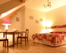 France Centre La Ferté-Saint-Cyr vacation rental compare prices direct by owner 16545189