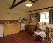 United Kingdom Somerset Weston-super-Mare vacation rental compare prices direct by owner 18093585