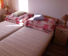 Hungary Vas Szalafő vacation rental compare prices direct by owner 13884784