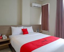 Indonesia Central Java Srondolwetan vacation rental compare prices direct by owner 13733908