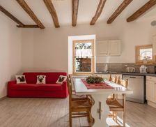 Italy Trentino Alto Adige Segonzano vacation rental compare prices direct by owner 29919775