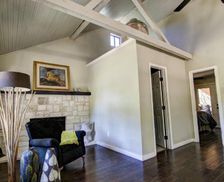 United States Texas Wimberley vacation rental compare prices direct by owner 2235360