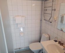 Sweden Gavleborg Söderhamn vacation rental compare prices direct by owner 11914004