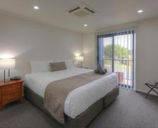 Australia New South Wales Inverell vacation rental compare prices direct by owner 18363647