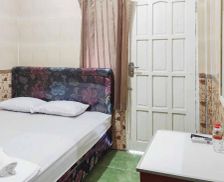 Indonesia East Java Kediri vacation rental compare prices direct by owner 13816742