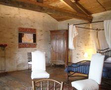 France Pays de la Loire Breuil-Barret vacation rental compare prices direct by owner 13921201