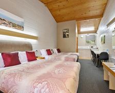 Australia Tasmania Queenstown vacation rental compare prices direct by owner 13721123