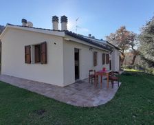 Italy Marche Urbino vacation rental compare prices direct by owner 16098028