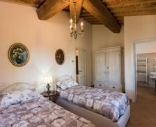 Italy Tuscany Barberino di Val dʼElsa vacation rental compare prices direct by owner 16546894